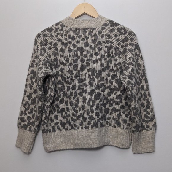 Old Navy Cozy Crew-Neck Sweater, Beige Leopard Print, XS - Picture 6 of 11
